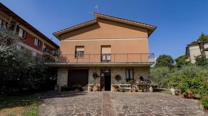 Image No.23-Maison de campagne de 3 chambres à vendre à Citta della Pieve