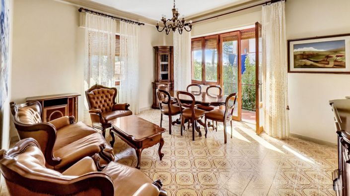 Image No.4-3 Bed Country House for sale