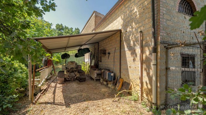 Image No.20-4 Bed Apartment for sale