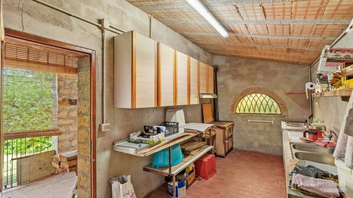 Image No.27-4 Bed Apartment for sale