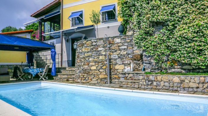 Image No.6-3 Bed Country House for sale