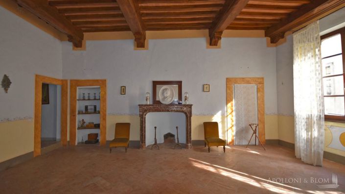 Image No.1-6 Bed Apartment for sale