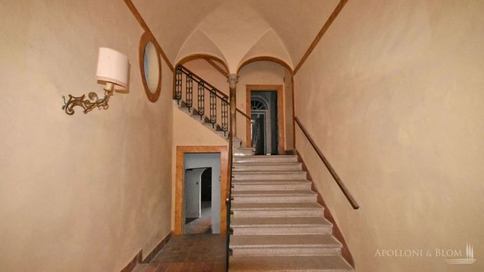 Image No.3-6 Bed Apartment for sale