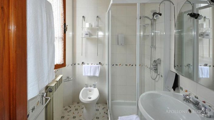 Image No.27-26 Bed Apartment for sale