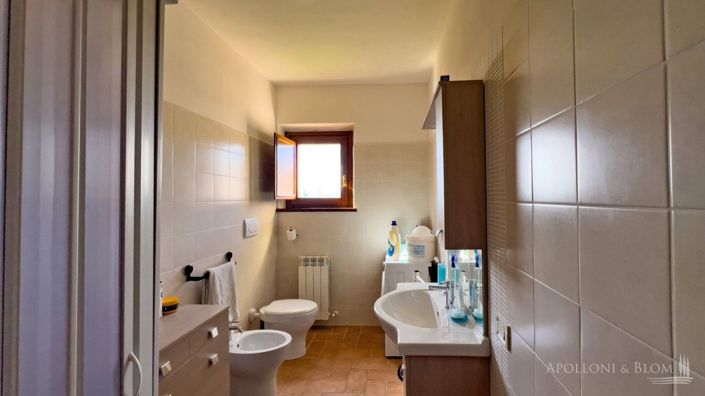 Image No.10-1 Bed Apartment for sale