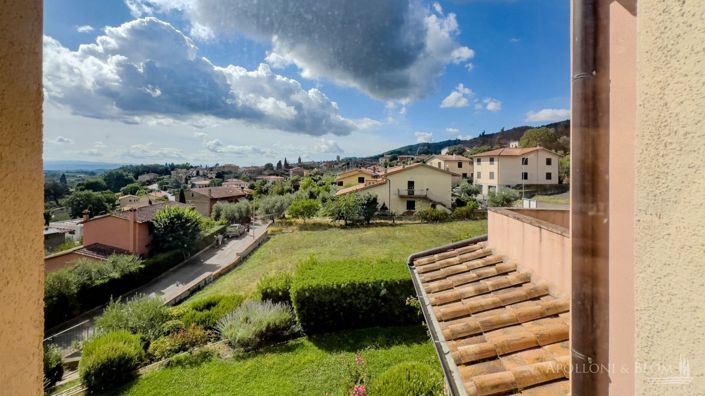 Image No.11-1 Bed Apartment for sale