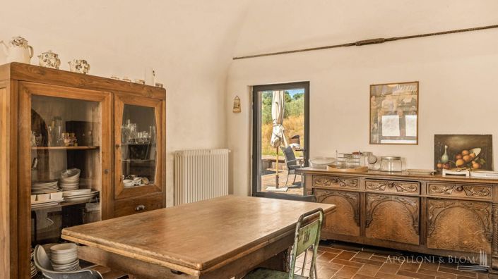 Image No.13-6 Bed Apartment for sale