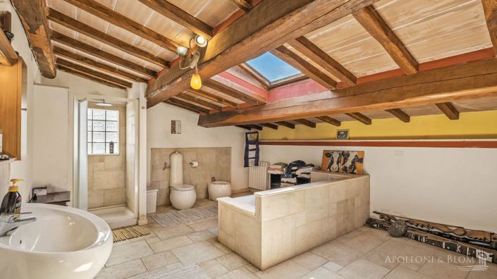 Image No.27-6 Bed Apartment for sale