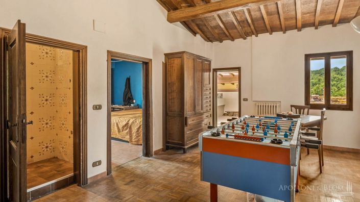 Image No.28-6 Bed Apartment for sale