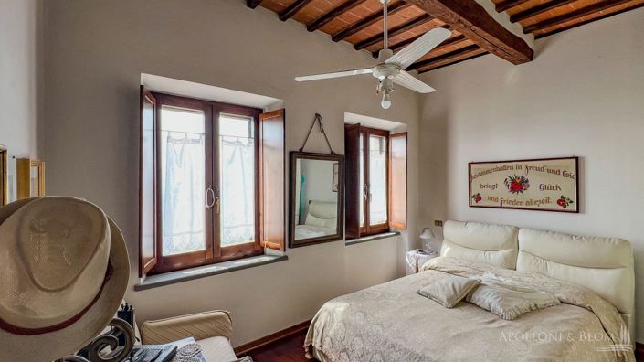 Image No.13-2 Bed Apartment for sale