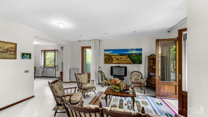 Image No.13-3 Bed Villa for sale