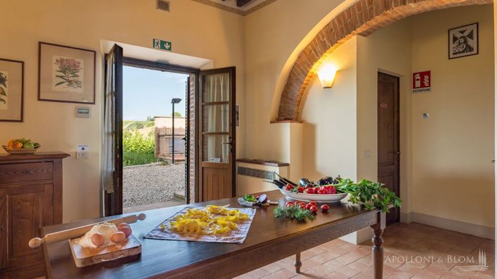 Image No.19-Appartement de 8 chambres à vendre à Montepulciano