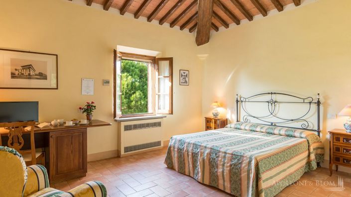 Image No.24-Appartement de 8 chambres à vendre à Montepulciano