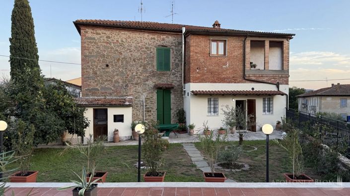Image No.21-2 Bed Apartment for sale