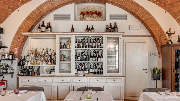 Image No.22-6 Bed Apartment for sale