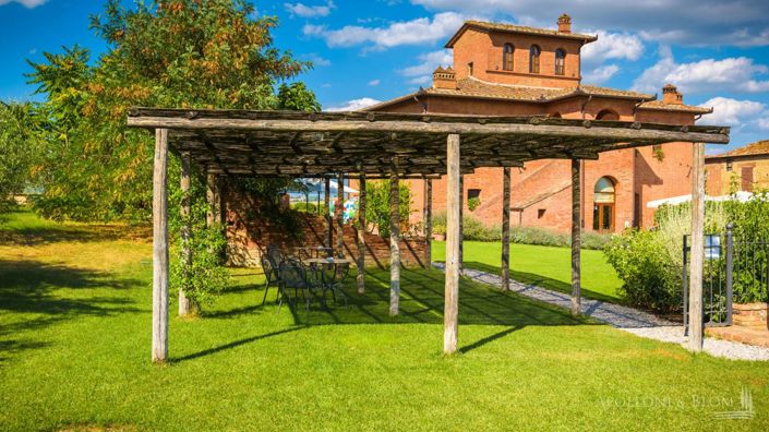 Image No.25-6 Bed Apartment for sale