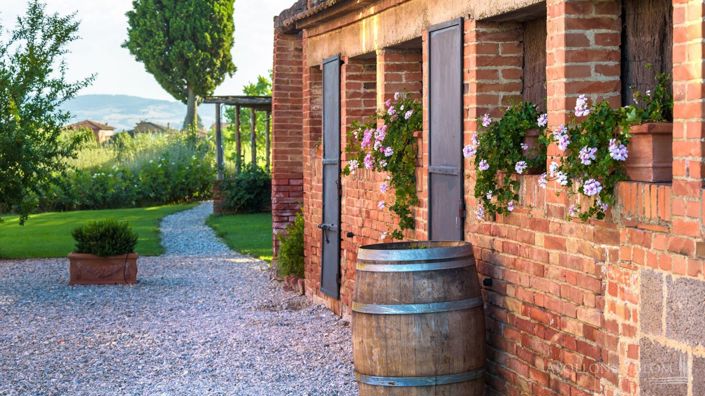 Image No.30-6 Bed Apartment for sale