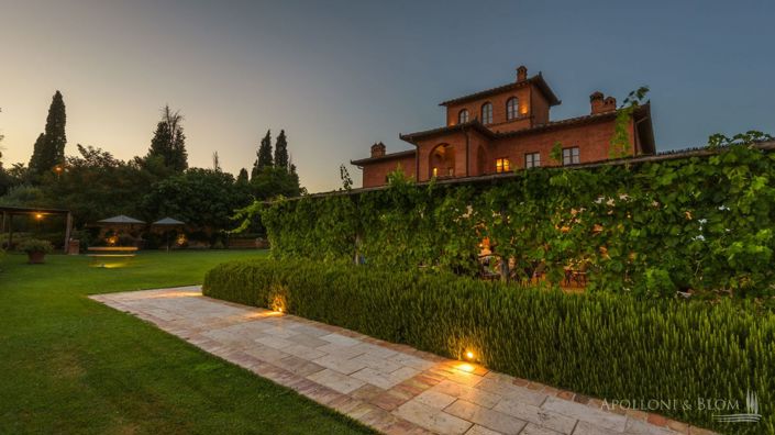 Image No.5-6 Bed Apartment for sale