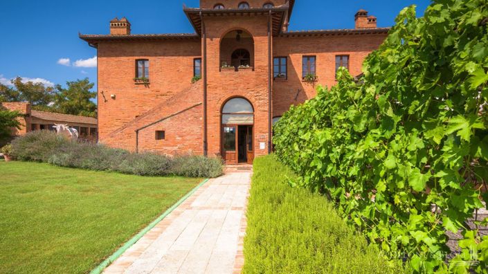 Image No.6-6 Bed Apartment for sale