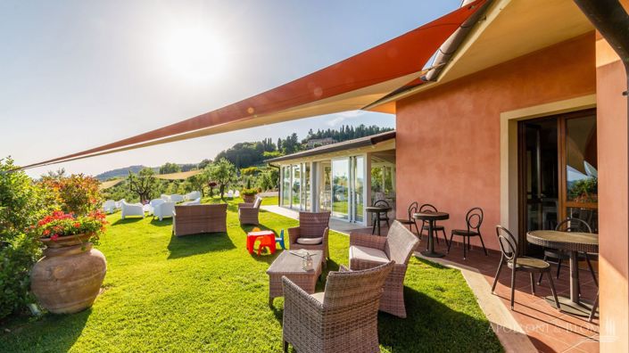 Image No.25-34 Bed Villa for sale