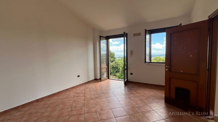 Image No.17-2 Bed Apartment for sale