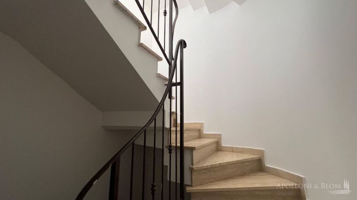 Image No.20-2 Bed Apartment for sale