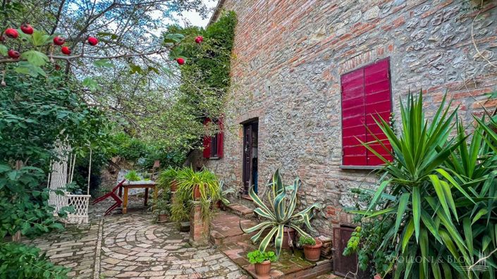 Image No.20-3 Bed Apartment for sale