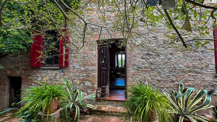 Image No.6-3 Bed Apartment for sale