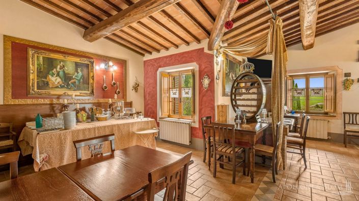 Image No.19-Appartement de 15 chambres à vendre à Sienne