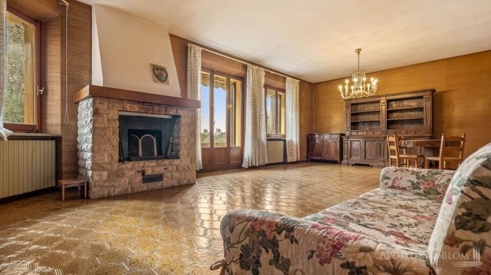 Image No.15-4 Bed Villa for sale