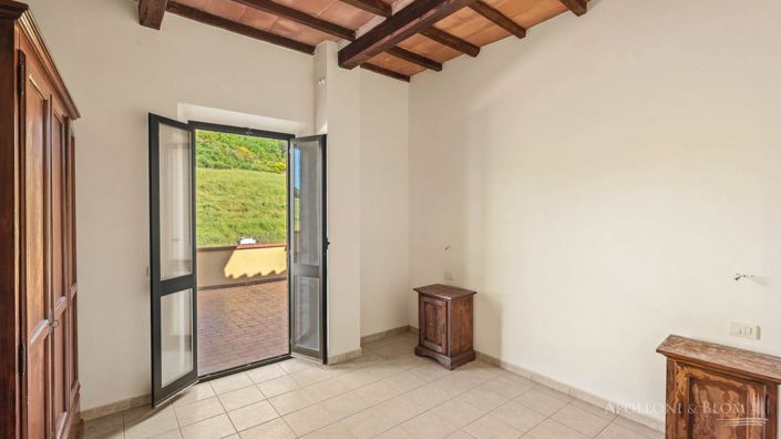 Image No.24-Appartement de 15 chambres à vendre à Montalcino