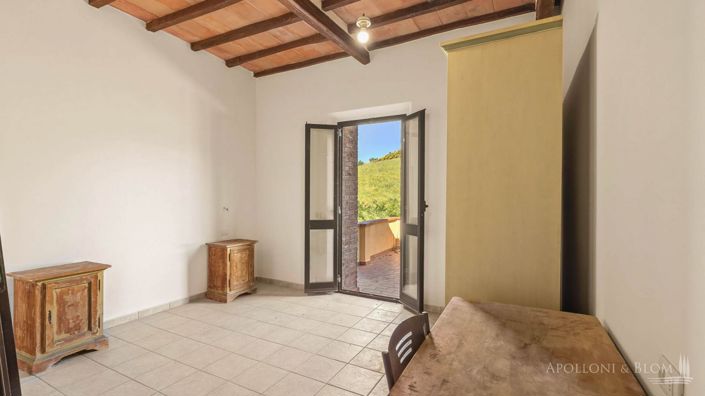 Image No.26-Appartement de 15 chambres à vendre à Montalcino