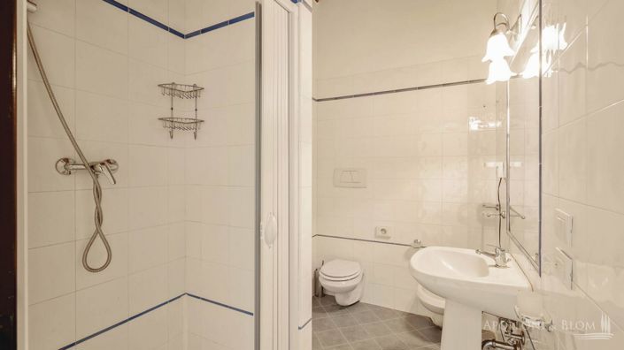 Image No.27-Appartement de 15 chambres à vendre à Montalcino