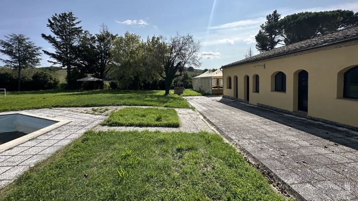 Image No.7-Appartement de 15 chambres à vendre à Montalcino