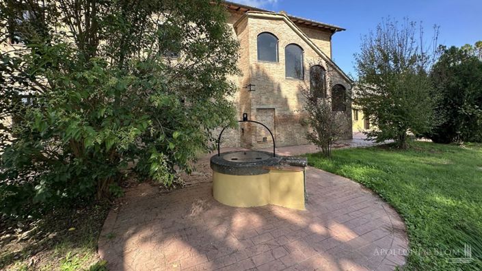 Image No.9-Appartement de 15 chambres à vendre à Montalcino