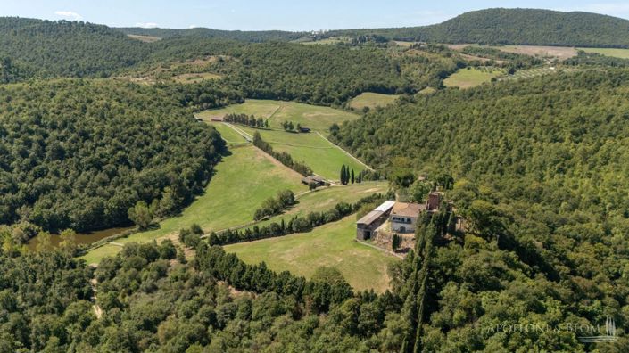 Image No.10-6 Bed Villa for sale