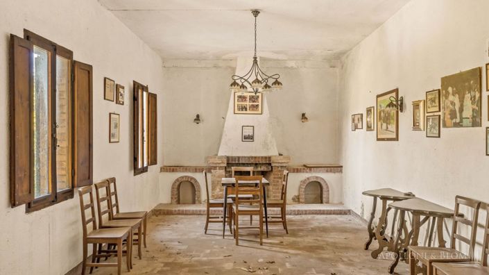 Image No.18-6 Bed Villa for sale