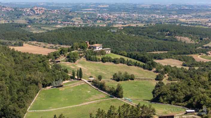 Image No.2-6 Bed Villa for sale