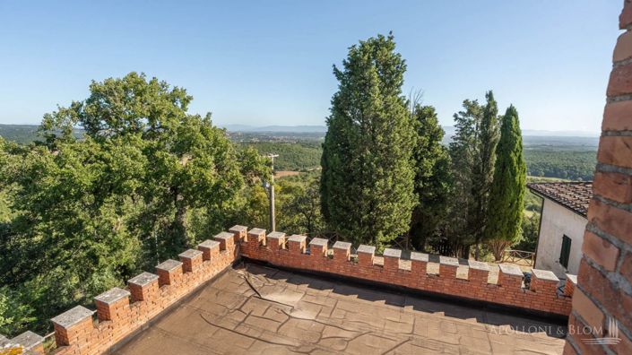 Image No.20-6 Bed Villa for sale