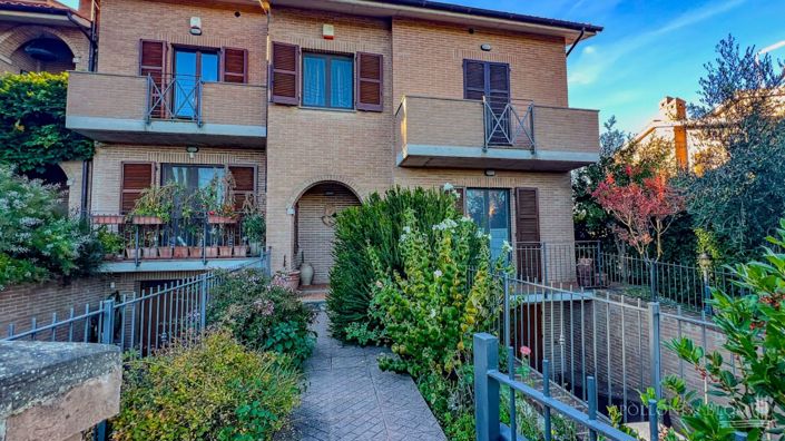 Image No.8-Appartement de 3 chambres à vendre à Citta della Pieve