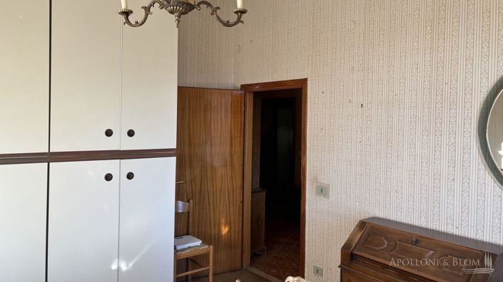 Image No.17-2 Bed Apartment for sale