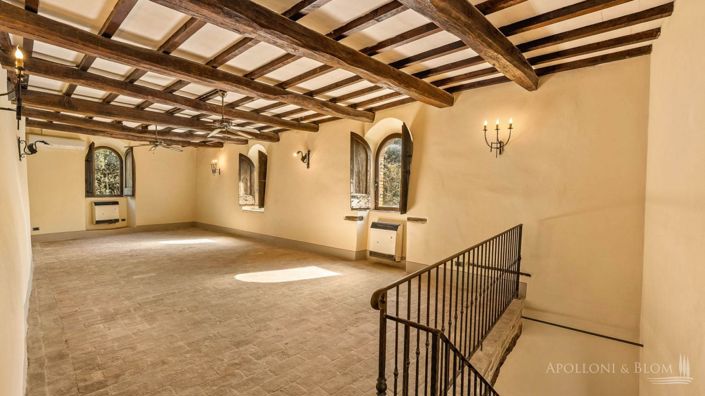 Image No.11-Châteaux de 9 chambres à vendre à Perugia