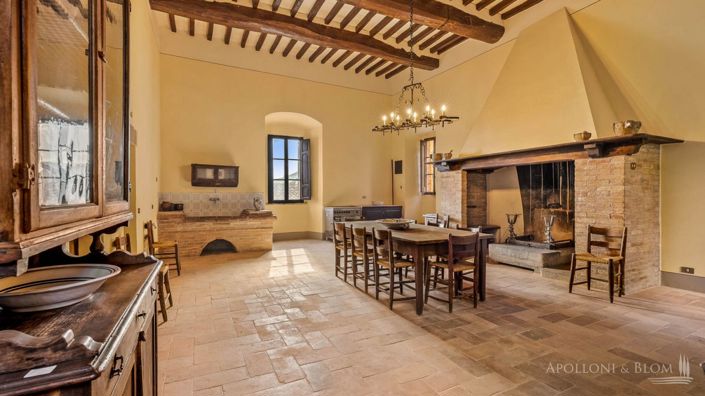 Image No.19-Châteaux de 9 chambres à vendre à Perugia