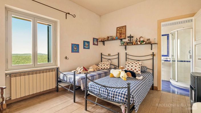 Image No.20-5 Bed Villa for sale