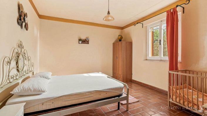 Image No.27-5 Bed Villa for sale