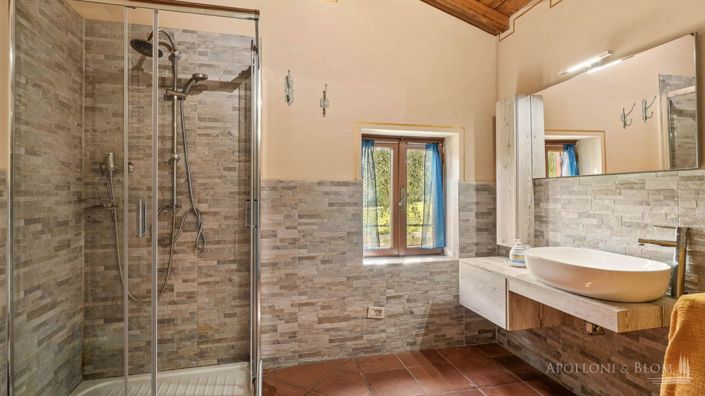 Image No.28-5 Bed Villa for sale