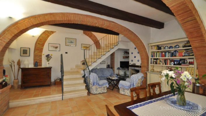 Image No.11-4 Bed Apartment for sale