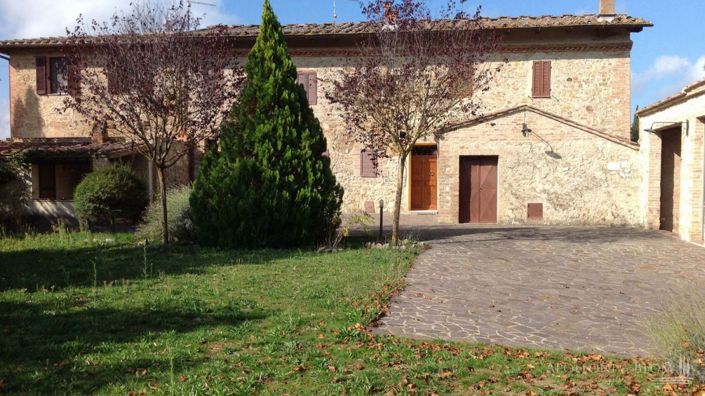 Image No.18-4 Bed Apartment for sale