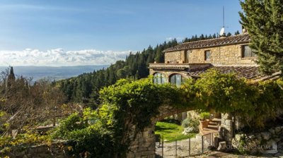 4 Bed Apartment for sale