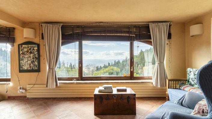 Image No.17-4 Bed Apartment for sale